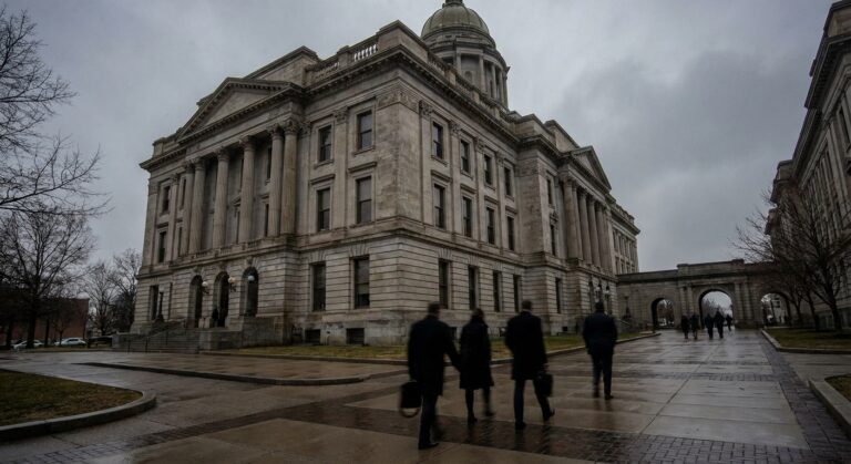 “Cure for Cancer Is Being Suppressed” Claims, Examined: The Strongest Arguments People Cite (and Where They Come From)